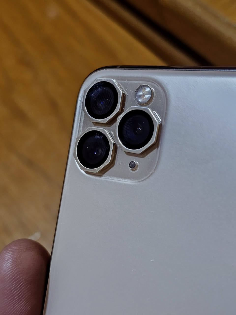 📱 ايفون 11 برو ماكس – لون ذهبي
🔹 النسخة: أمريكي
🔹 السعة: 256GB
🔹 الجهاز نظيف
🔹 الشاشة: مستبدلة درجة أولى
🔹 البطارية: 75% (غير مستبدلة)
🔹 على الفحص ✔️
🔹 بصمة الوجه شغّالة 100%
🔹 الجهاز بدون مشاكل
📍 الموقع: النجف الأشرف
📞 للتواصل اتصال أو واتساب على الرقم التالي:
***********
🔊 السعر قابل للتفاوض البسيط
الي مهتم يراسلني، حياكم الله
