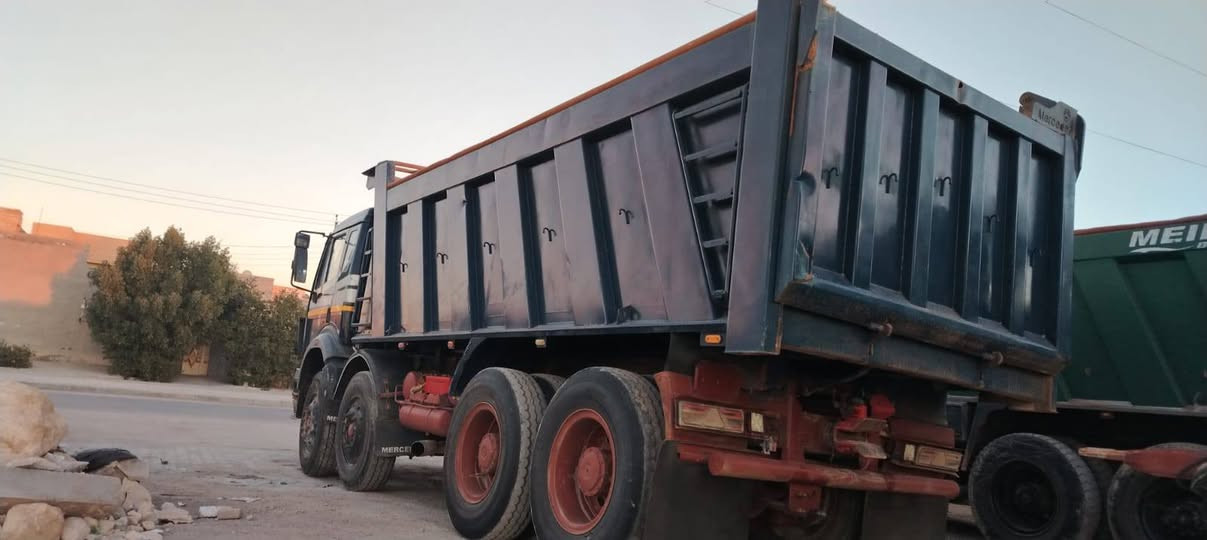 سياره قاطره مقطوره للبيع***********
