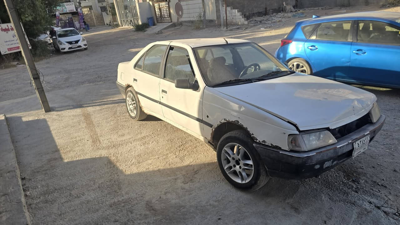 سلام عليكم بيجو روى 2009 كير محرك خير من الله التبريد بس الفان تخم تاير ويل كب جديد باتري جديد السعر ٢٠ وبي مجال الاستفسار ***********
