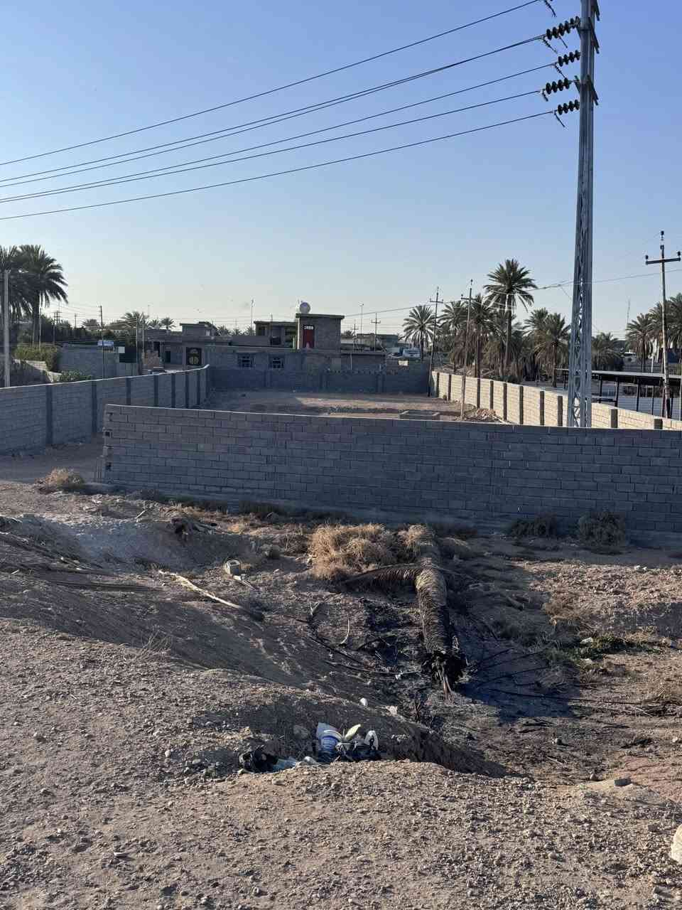 سلام عليكم
توجد. 1500 متر. البيع. الوجه 21.والنزال.71.
على الشارع العام مباشر.  جنس العقار. طابو زراعي ملك صرف. العنوان. فلوجه. الزويه مابين الجسرين !

***********
