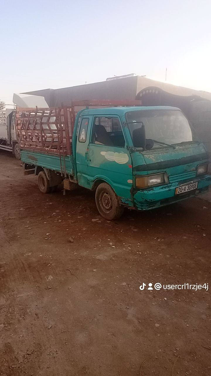 السلام عليكم كيا للبيع بنجو موديل 94 الثانويه لل 27 باسم تحويل مباشر ب 40 وبيها مجال


**إذا كنت صاحب هذا الإعلان وتريد حذفه لأي سبب، رجاءا أرسل رسالة إلى الدعم الفني**