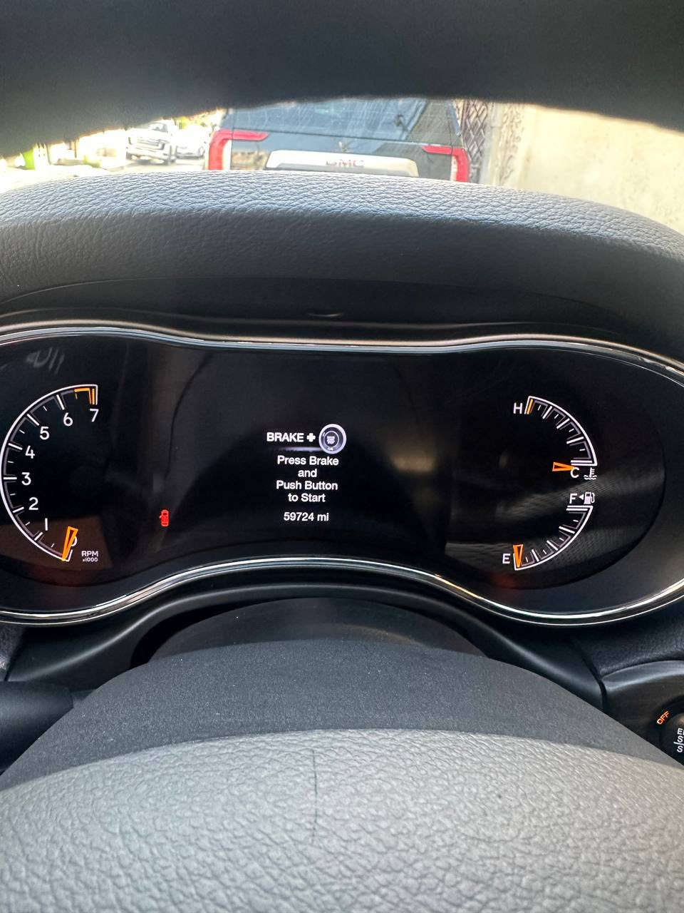 سلام عليكم للبيع جيب 2021 
ثمانينيه 
مكفوله كفاله عامه 
فول 1/1 للاخير 
ماشيه 60 الف 
مواصفات السياره 
بنوراما 
رادار امامي 
اوتو بارك 
دشبول 6 دكم 
حساس امامي خلفي 
كشنات جلد تدفئه تبريد
صندوك كهرباء 
كشنات كهرباء 
وبعد بيها هوايه مواصفات 
رقم أربيل بسمي 
السعر 318 
مكاني بغداد 
***********
