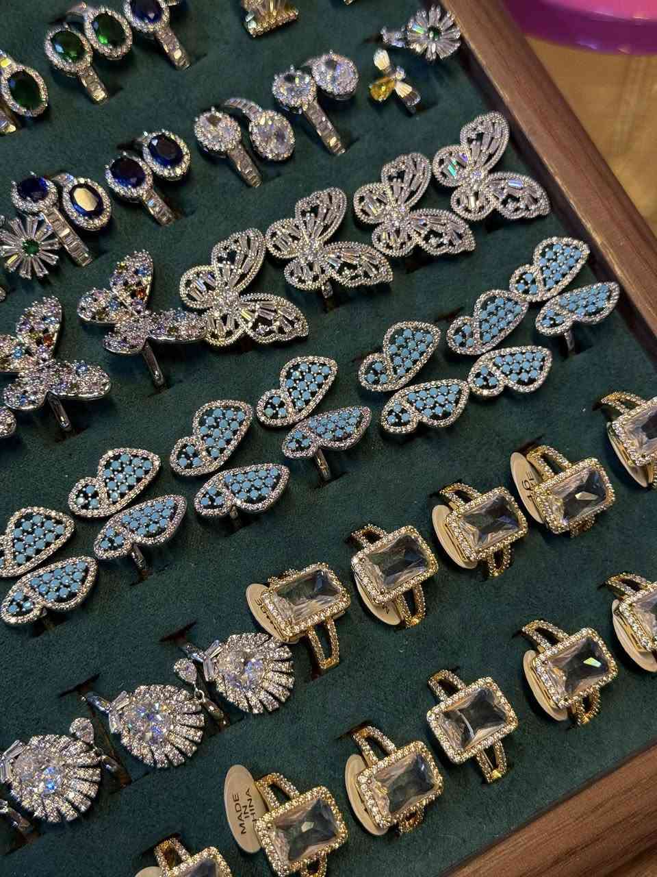 اكسسورات الريس 🔥🔥 بضاعه جديده 🔥🔥💎💎


**إذا كنت صاحب هذا الإعلان وتريد حذفه لأي سبب، رجاءا أرسل رسالة إلى الدعم الفني**