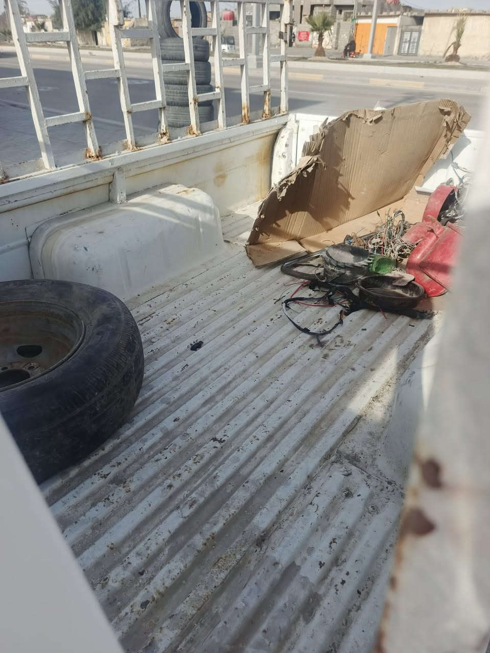 السلام عليكم بيكم نيسان مديل 90سيارة جاهزة للخير مكينة أو كير اتري وأي كصة كارتون شاصي كفالة بدي امعمر تعمير حلو كهربائيات جاهزة للخير
دوشمة غرفتهة امرتبة
رقم واسط سنوية منتهية عنوان البصرة حي اصدقاء ***********
