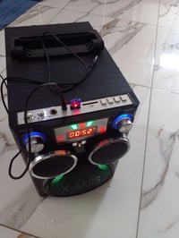 دي جي • صوت عالي • ٦ بطاريات