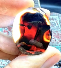 يمني • مصور • وجه واضح