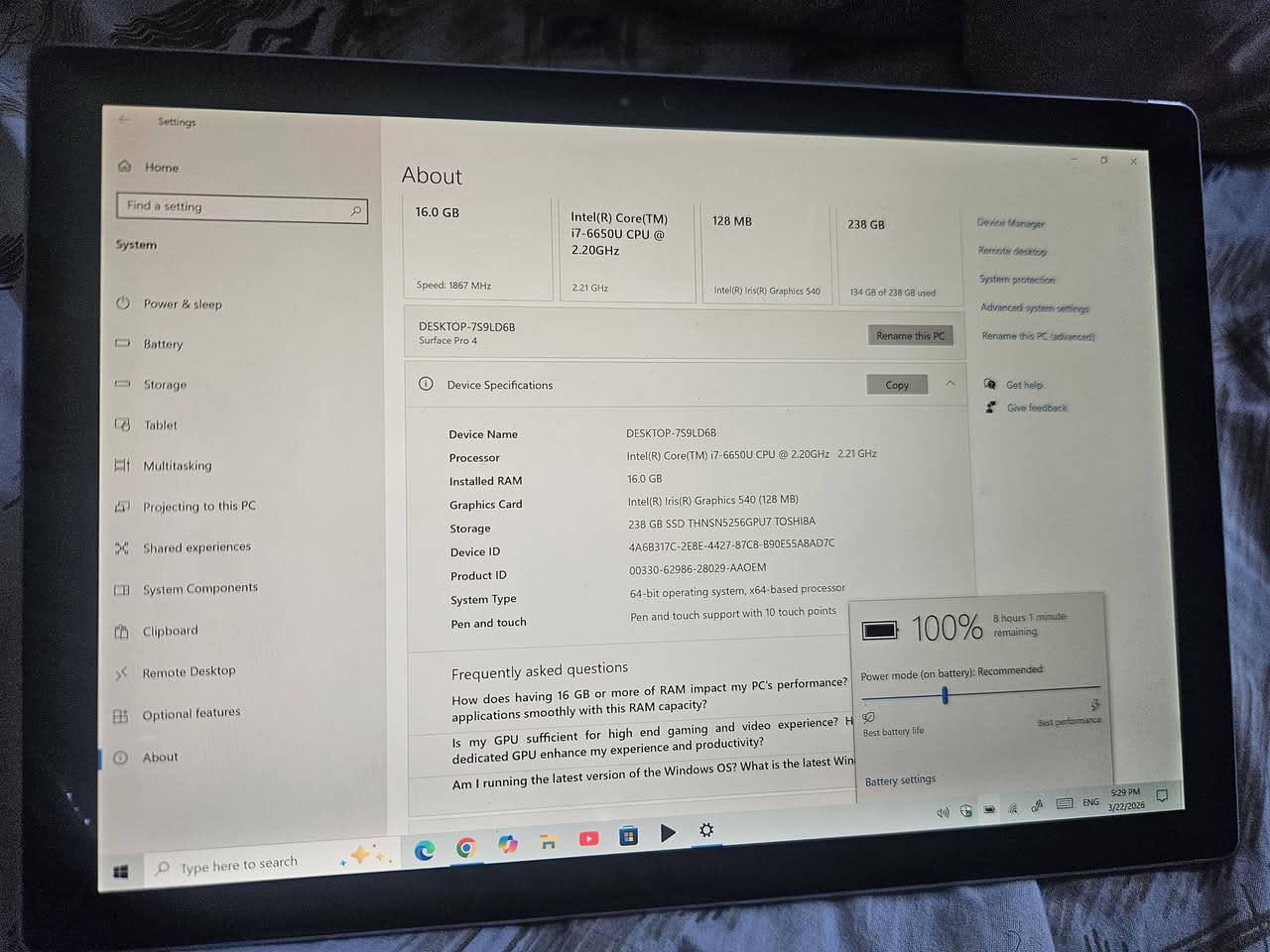 السلام عليكم شباب 
للبيع سيرفس برو ٤ 
قيمو باليرضي الله ..
بدون كيبورد لمس شغال


**إذا كنت صاحب هذا الإعلان وتريد حذفه لأي سبب، رجاءا أرسل رسالة إلى الدعم الفني**