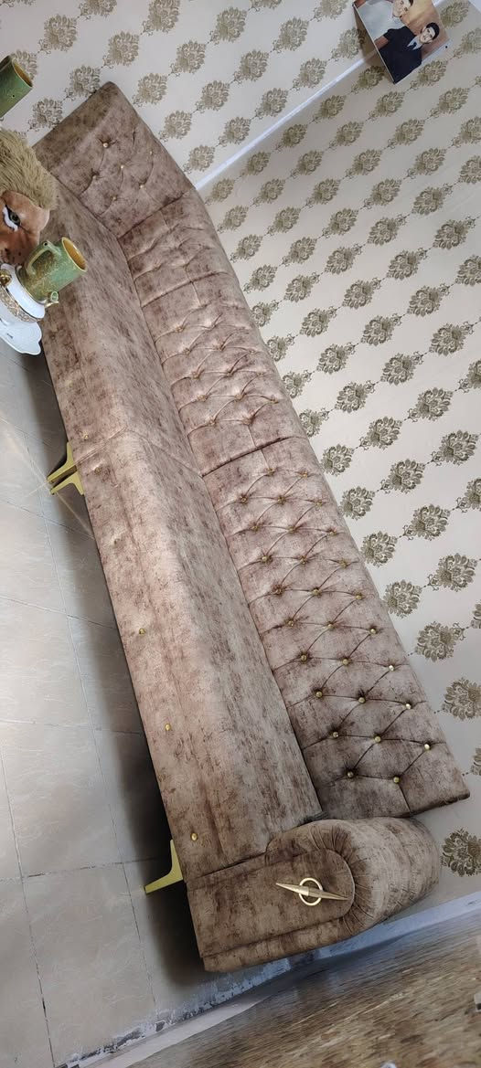 السلام عليكم عندي تخم مخالفات للبيع كلش نظيف اللي يريد يجيني خاص واللي ما يشتري لا  بلا زحمه اهل كركوك الكرام تخم قنفات جديده والطبلات نظيفه قزاز


**إذا كنت صاحب هذا الإعلان وتريد حذفه لأي سبب، رجاءا أرسل رسالة إلى الدعم الفني**