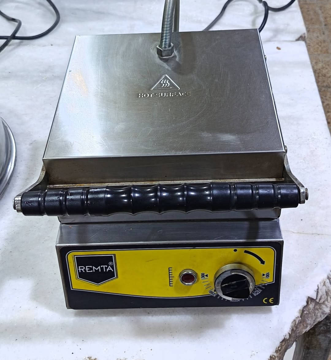 أغراض للبيع مكاني الكاظميه
للاستفسار ***********
