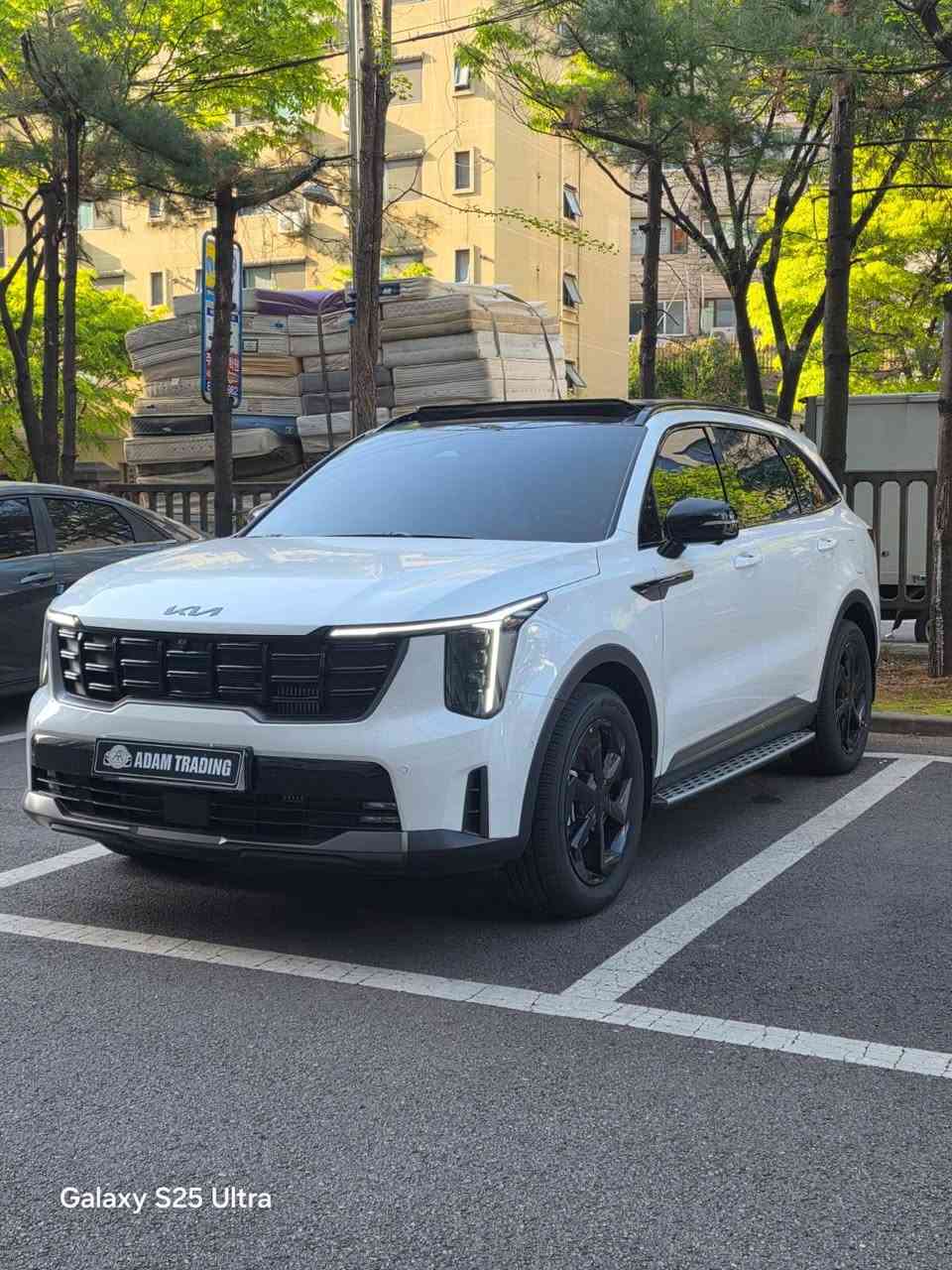 بسم الله توكلنا علي الله 🚩 
سورينتو 2026 زيرو 
 🚘🇰🇷بنزين هاي بريد 
كامله فل اوبشن x line 
7 مقعد 
للحجز 
🚩وبسعر غير قابل للمنافسة 💥.
🚩لمزيد من التفاصيل:

🇪🇬📲 01121002038
🇰🇷📲 821024959717+
📍المنصورة: ١٧ ش سامي البربري متفرع من شارع جيهان ناصية كافيه البارون ومسجد الصباحي بجوار ميوزك لاند.


**إذا كنت صاحب هذا الإعلان وتريد حذفه لأي سبب، رجاءا أرسل رسالة إلى الدعم الفني**