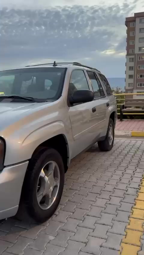 شوفليت بلايزر
موديل 2007 بدون صبغ
كير ومكينه بشرط مامفتوح محرك قبغ ابيض
ماشيه 130 الف كيلو متر حقيقي
سلايت كوشن كهربائيات
حجر صالنصه بلادي
طخم ايطار جديد تبريد تدفأ كهربائيات كله بشرط شغال
سنويه بأسمي مجدد لغايه 2030 تحويل وكاله حاضر هزه جديد
سياره كفاله عامه
سعر 122 ورقه بي مجال بسيط
مكان السياره سليمانيه
رقم تلفون ***********
