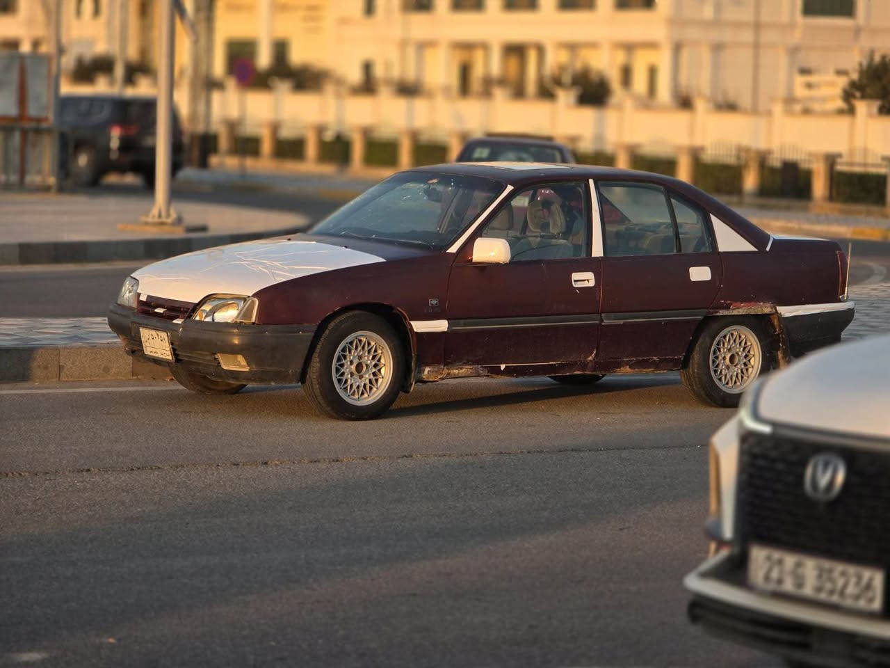 السلام عليكم

اوميگا محرك حجم 20

ابو الوكاله موجود

وهوه يندل صاحبهه

موديل 1990فتحه 

تخم تايرات جدد لوك

كهربائيات كامله وره كدام 

كير ومحرك فول شرط

سنويه صاقطه  مابيهه 

اي عيب او نقص ترايك لبغداد 

لا تنقص مي ولا دهن شرط 

 الاصل 24 محوره محرك 20

سعرهه ٢٠وبيهه مجال 

للخيرين والطيبين 

متواجد خاص ووتساب *********** كركوك, العراق
