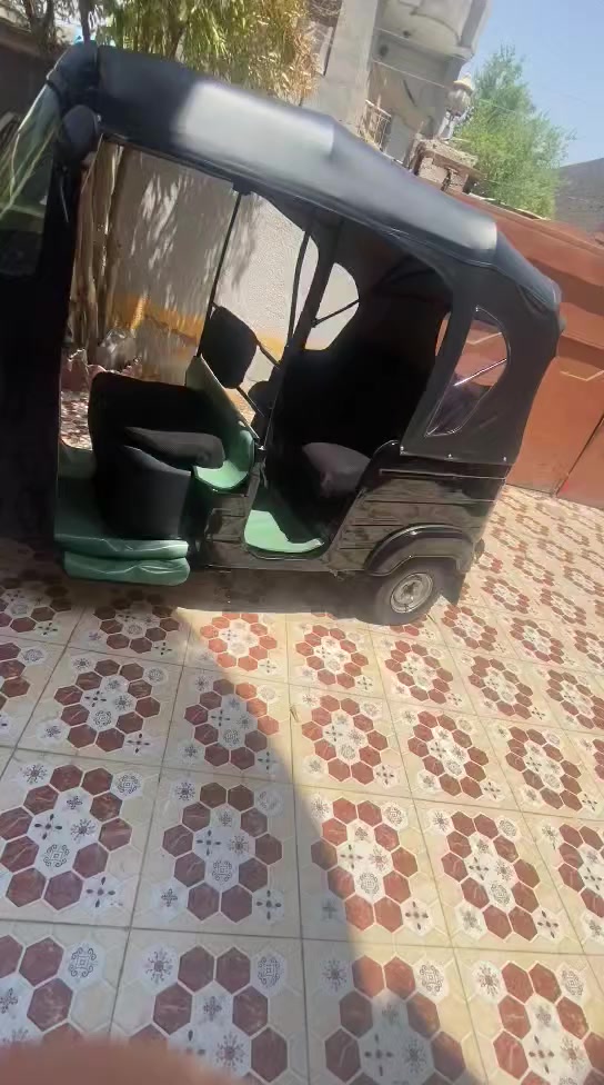 تكتك باجاج موديل 18 كير ومكينه مال 20 مكفولات رقم انكليزي تحويل ثاني يوم
للاستفسار مراسله الحساب على خاص
مكاني بعقوبه


**إذا كنت صاحب هذا الإعلان وتريد حذفه لأي سبب، رجاءا أرسل رسالة إلى الدعم الفني**