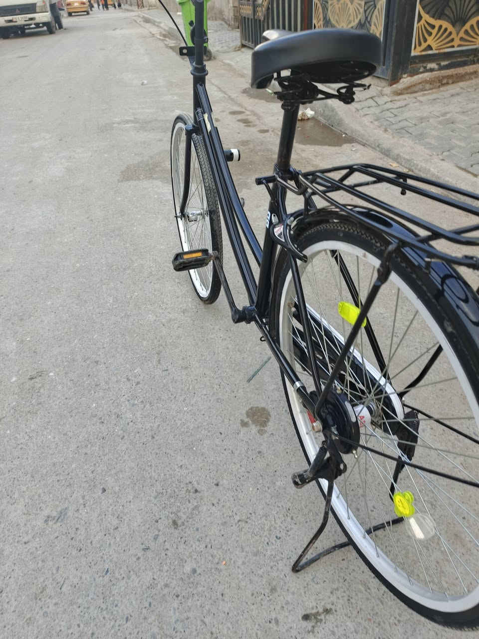 سلام عليكم شباب بايسكل بناتي للبيع حجم 26 مديل 2022بيسكل جديد مال باله اصلي تايرات جديد اي نقص مابي بريكات موجدات مكاني بغداد الشعب نهايته الفورتات متواجد على الفيس السعر 120 وبي مجال للشراي


**إذا كنت صاحب هذا الإعلان وتريد حذفه لأي سبب، رجاءا أرسل رسالة إلى الدعم الفني**