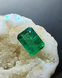 ماشاءالله…زمرد زامبي طبيعي اصلي درجة أولى شرط الفحص شبيه الكولمبي تمام...