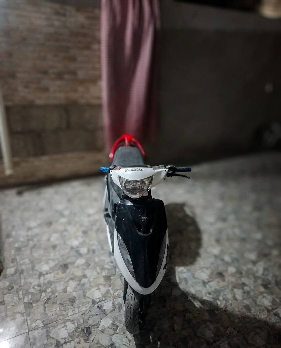 السلام عليكم دراجه ماكس عدله 120 رامبه برغي ما مفتوح بيها المحرك بلادي ما مفتوح بيه ما ملعوب بيه وبيه كلج امامي رياضي فقط الكفرات تجاري وبيه نقص كتف شحن ونطيك وياها كومة غراض 300الف وبيها مجال برغي ما مفتوح بيها دراجه بلاديه العنوان ابو غريب النصر والسلام للاستفسار ***********
