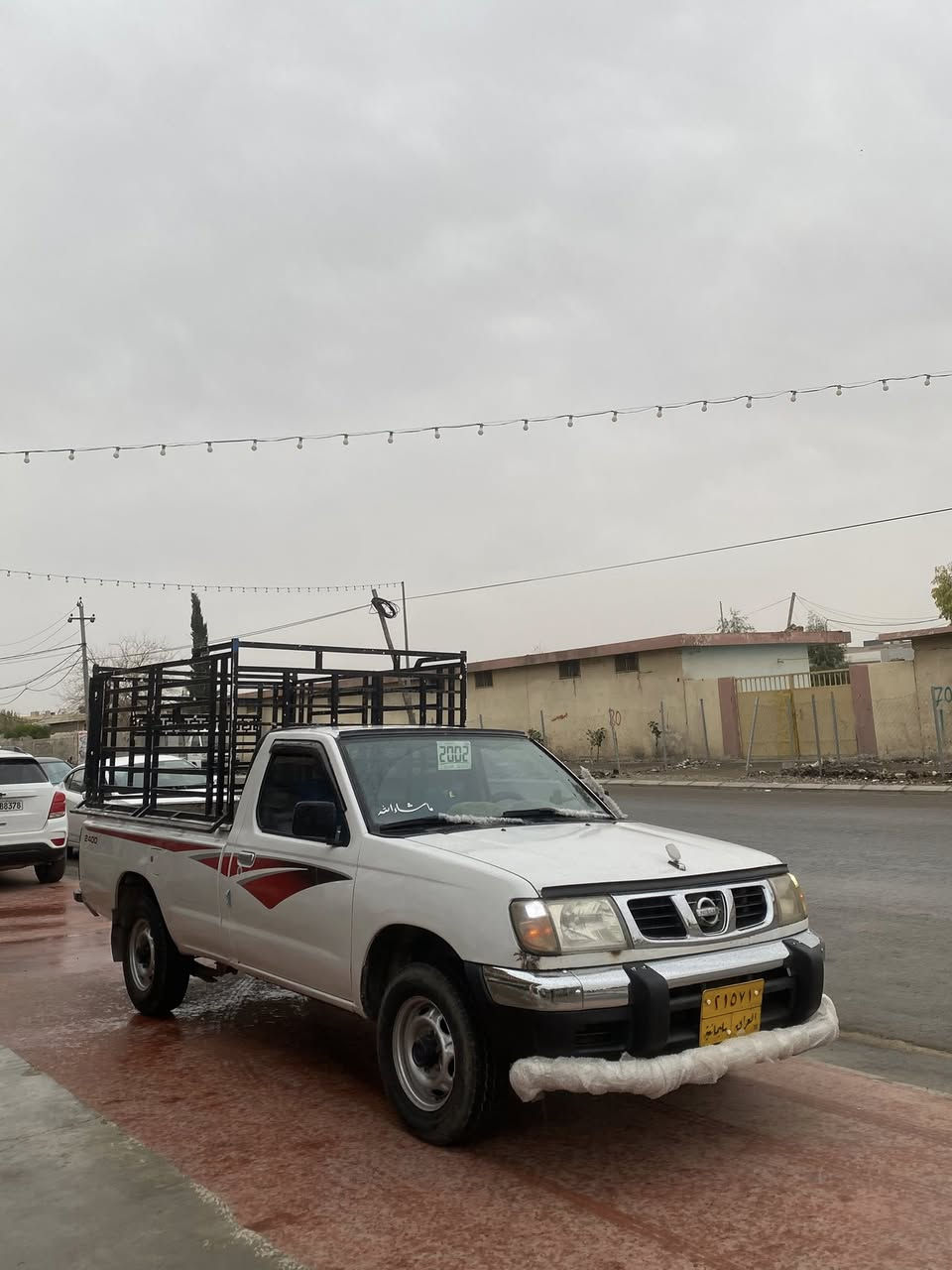 نیسان مۆدیل 2002بۆ فرۆشتن بێ بۆیاغ بێ دەعم گیڕو مەکینەوە ئەکسلو تەبریتی بەشەرت نمونە لە جوانیوە خاوێنی کام جوانکاری بۆ کردوە تایەو ویلی تازەیە ڕەقەمو سەنەوی بەسەر چوە بە شەرتی تەحویلو  غرامە چەمچەکەی لە گەڵ نیە بەرگە کوشنو گاعی تازەیە دەعامی بۆ دەعامی بەشرت ماڵی خۆمە هی ماعرەج نیە شوێن هەولێر مشتەریت تیل بکە لە خزمەت دامە 
***********
