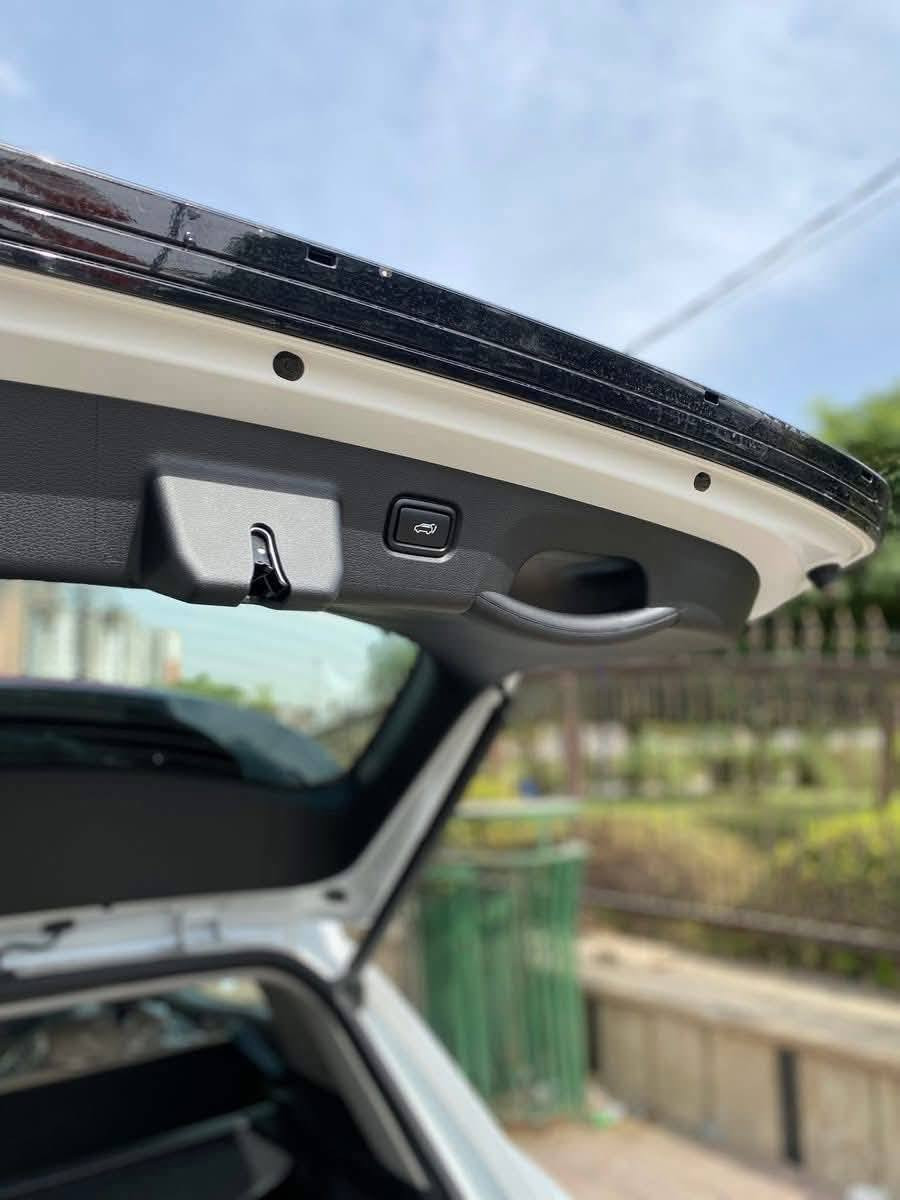 سلام عليكم كيا سبورتج خليجي ٢٣ رقم اربيل تحويل ثاني يوم
فول عده القماره

سعر ٢٠٥ وبيها مجال 

رقم / ***********
