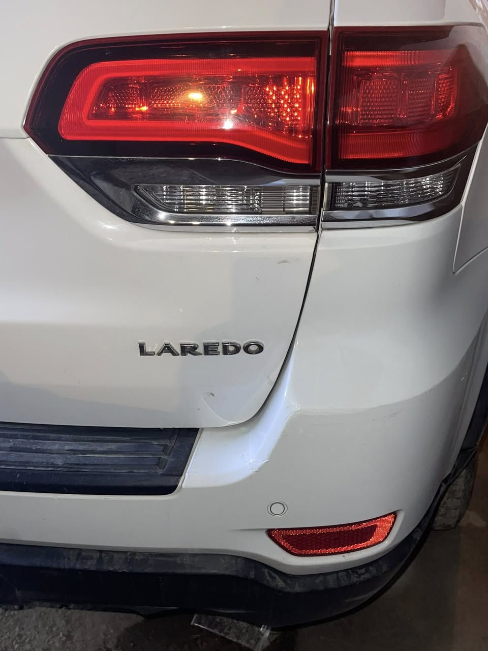 بيع سريع  جيب لاريدو رقم اربيل موديل 2020بيها باب السايق والجاملغ الايسر الامامي مبدل بلادي نفس اللون وبنيد مصبوغ واللغد مبدل مكانها بغداد الامين تحويل مباشر  سعر  195 ترهم مرارس 
تلفون  ***********
