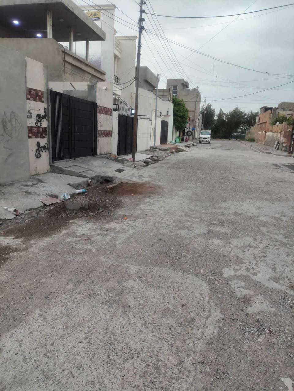 قطعه ارض للبيع طابو صرف 
المساحه 110 متر واجهه 5,5 في 20
موقع حي الأسرى مقابل جامع العدل ومستوصف هاوكاري
السعر 76
للاستفسار الاتصال ***********
او مراجعة مكتب القاسمي للعقار فرع٣ عنوان المكتب حي الأسرى مقابل صيدلية الجواهر
