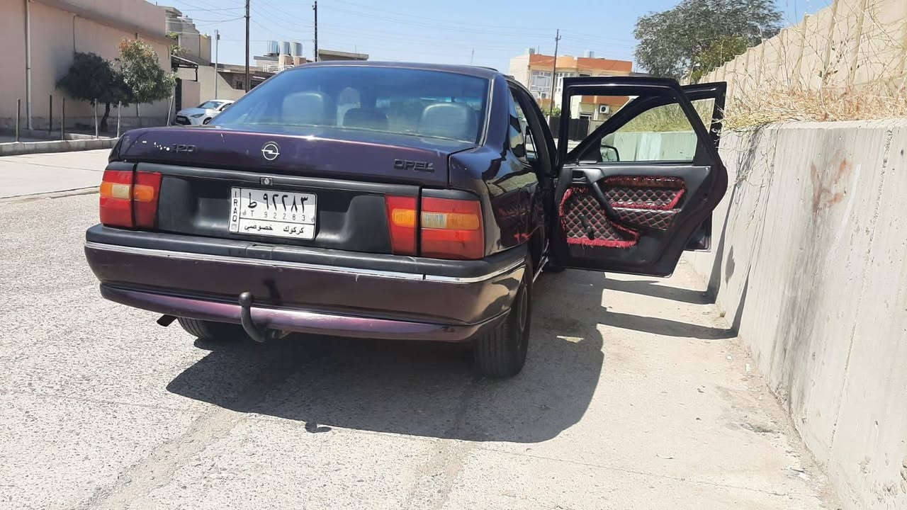اوبل فكتر1995
وارد يابان
فول مواصفات
شاشة 
دبل ارباك
تبريد بلادي
كير اوتوماتيك
جامات كهربائي
ABS
سقف سلايد
محرك 20
رقم مشروع وطني جديد
بطاقة بنزين بيها
اطارت جديد
شرط محرك والكير
سعر46 و مجال للشراي
***********
*********** كركوك, العراق
