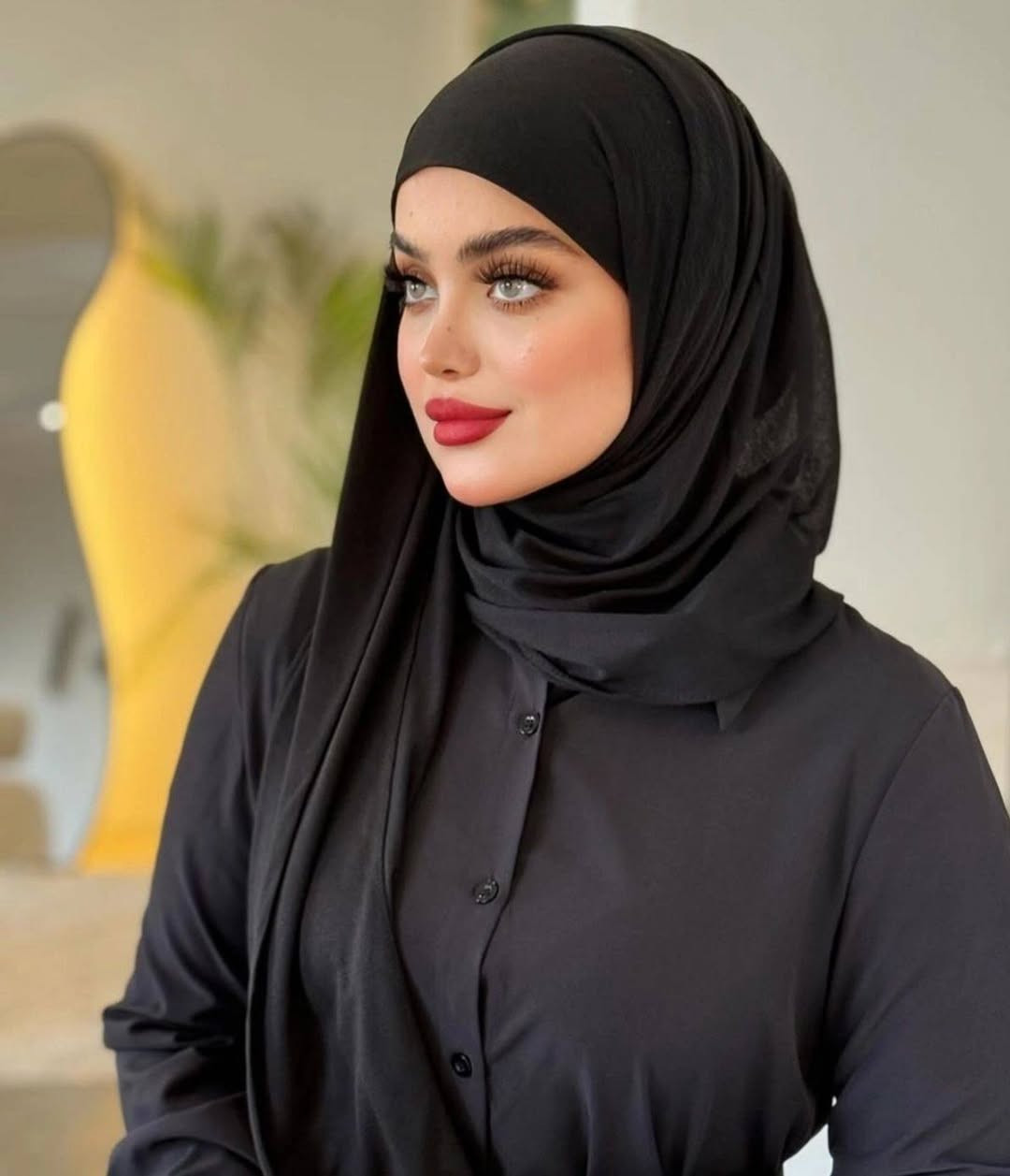 يتوفر جميع انواع الحجابات والشيلات الكويتي وكل مستلزمات الحجاب والنقاب توصيل @بسمايا وبغداد وجميع محافظات العراق حجابات الشذر والكرستال @إشارة


**إذا كنت صاحب هذا الإعلان وتريد حذفه لأي سبب، رجاءا أرسل رسالة إلى الدعم الفني**