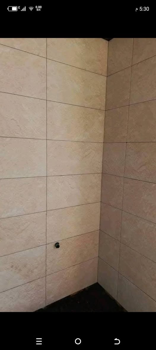 سلام عليكم خلفه سيراميك متفرغ شغل درجه اولى وزن ليزر استلام مهندسين ارضيات جدران ازاره بايات لوح ماده عملنا داخل كربلاء فقط يرجى الاتصال على رقم ***********
