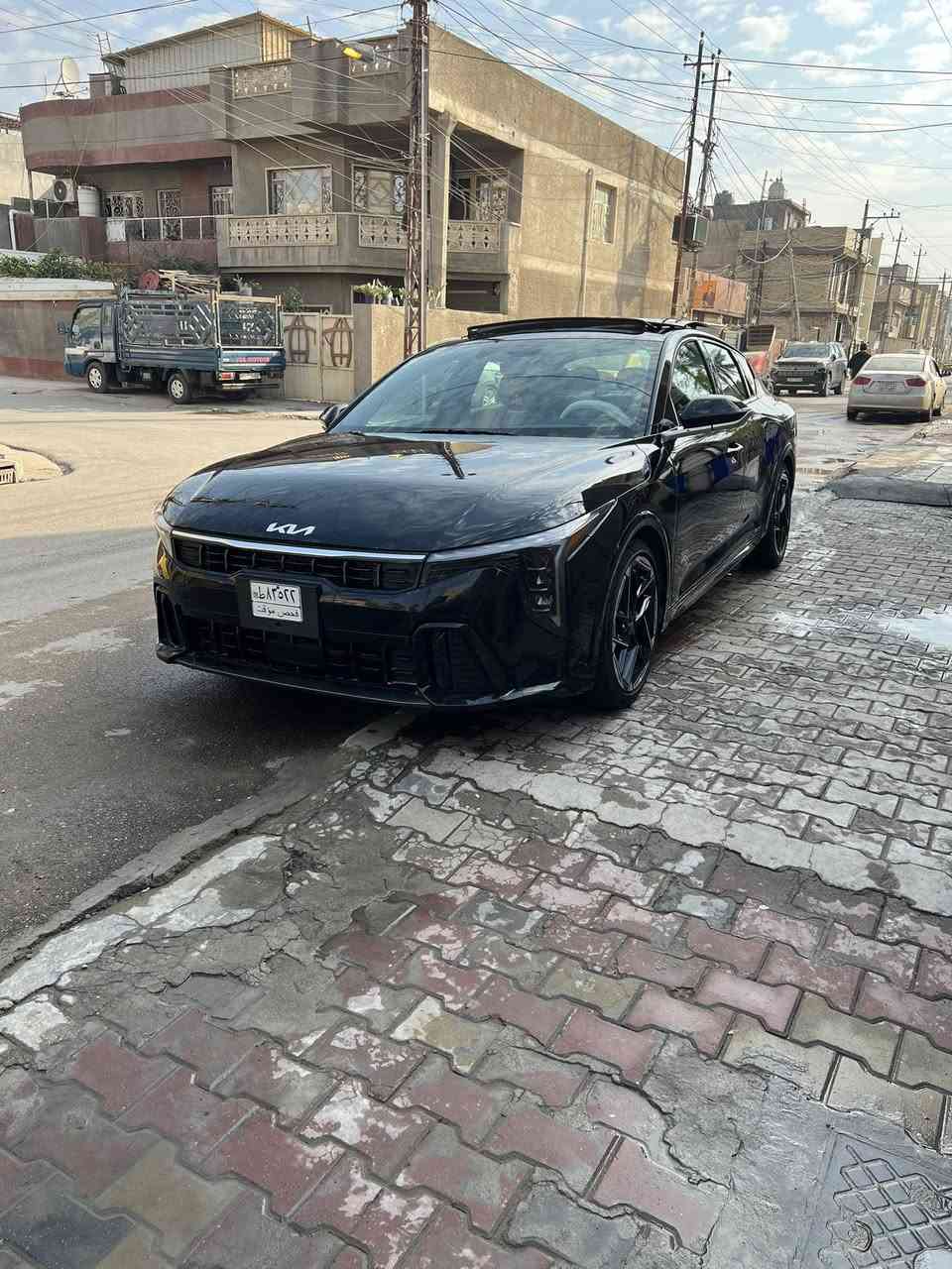 السلام عليكم كي فور موديل ٢٠٢٥ حادثه لبنيد بارد ولباب لخلفي بارد مكفوله من لصبغ ول تبديل بدون رقم منفيس بسمي ماشيه ٢٥٠٠ مكان بغداد  
السعر ١٦٨ وبيها مجال حك الجيه
***********
