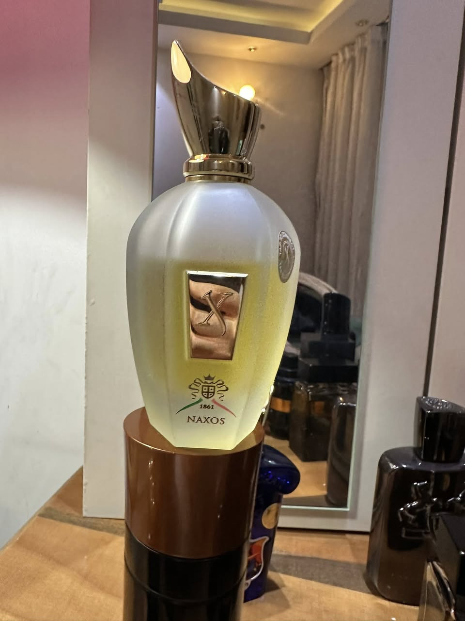 عطور اصلية للبيع
زيرجوف رينسانس مستخدم منه ٥ مل السعر ١٢٥ دولار

زيرجوف نيكسوس مستخدم منه ١٢ مل السعر ١٣٠ دولار 

زيرجوف كوسموراتي موفيستوا مستخدم منه ٧ مل ١٢٥ دولار 

دي مارلي لايتون اصدار ٢٠١٩ صاحب الثبات القوي باقي اكثر من

من نصف السعر ١٠٠ دولار الحجم ١٢٥ مل 

دي مارلي هيرود اصدار ١٩ مستخدم اقل من ربع ١٢٥ مل ١٣٠ دولار 

كوجي انتينس عود مستخدم اقل ال١٠ مل سعر ١٠٠ دولار 

بوس بوتل ابسلوت مستخدم اقل ١٠ مل السعر ٧٥ دولار 

ديور اوم انتينس اصدار ٢٠٢٠ الاداء القوي المقطوع باقي نص 

١٢٠ دولار 

دوير او فهرنهايت تواليت اصدار ٢٢ مستخدم ١٠ مل ٧٠ دولار 

ارماني كود برفوموا المقطوع ٢٠٠ مل باقي اكثر من النص بقليل 

اصدار مقطوع ٨٠ دولار 

كينزو ايدي بارفام مستخدم اقل الربع ٥٠ دولار 

ذا وان دولجا اند كابانا مستخدم اقل ال١٠ مل اصدار قديم 

EDP السعر ٦٠ دولار 

سبايس بمب اكستريم مستخدم اقل ١٥ مل الحجم الكبير 

السعر ٥٥ دولار 

 Adam & Eve's Dress Lorenzo Pazzaglia عطر مستخدم اقل ٥ مل حجم ٥٠ مل السعر ٨٠ دولار


**إذا كنت صاحب هذا الإعلان وتريد حذفه لأي سبب، رجاءا أرسل رسالة إلى الدعم الفني**