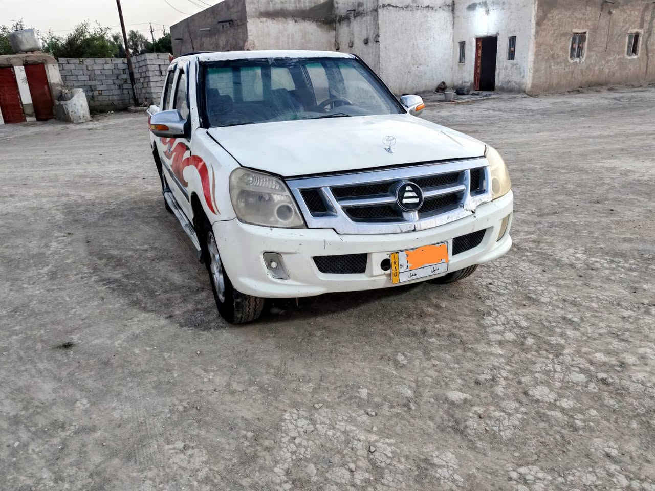 للبيع بيكم فتون موديل 2013 مكلوبه محرك وكير  خير من الله  ولكشر شوف عينك سنويه صاقطه  تحويل ثاني يوم السعر 25وبيهه مجال  مكان الصويره  ***********
