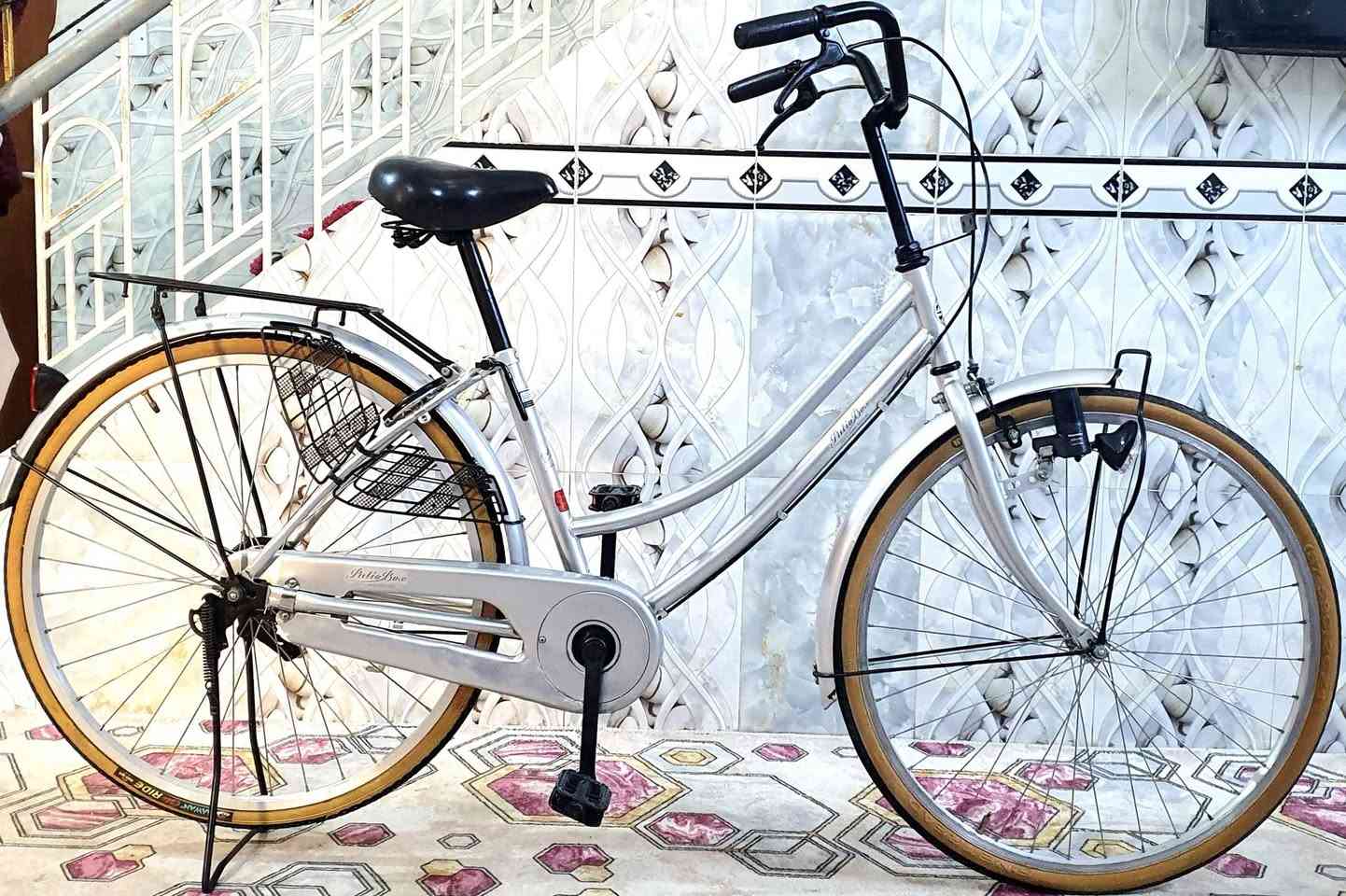 باسكل سوبر A  ياباني 🇯🇵
حجم __ 26
بريكات أمامي وخلفي شغالة
داينمو لايت🔦 ثلجي شغال
قفل وره شغال
باسكل نظيف مال حاوية
مديل 2019/9
اللون سلفري  مميز
📍 المكان: الناصرية – قضاء سوق الشيوخ
💰 السعر: 110$ ألف
يوجد خدمة توصيل 🚚 لناصريه فقط 
التواصل خاص


**إذا كنت صاحب هذا الإعلان وتريد حذفه لأي سبب، رجاءا أرسل رسالة إلى الدعم الفني**