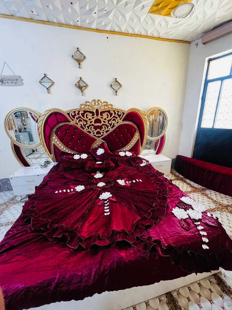 سلام عليكم غرفه خشاب ضخمه تركيا للبيع السعر مليون 200وبيه مجال مكاني ابو اغريب رقم
واتساب فقط ‬ ‭

‭***********
