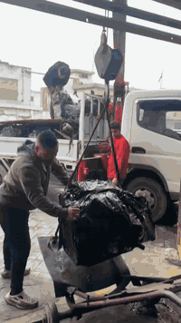 يالله.. السلام عليكم ورحمه الله وبركاته  وصلتنه محركات حاويه رينو لوكا...