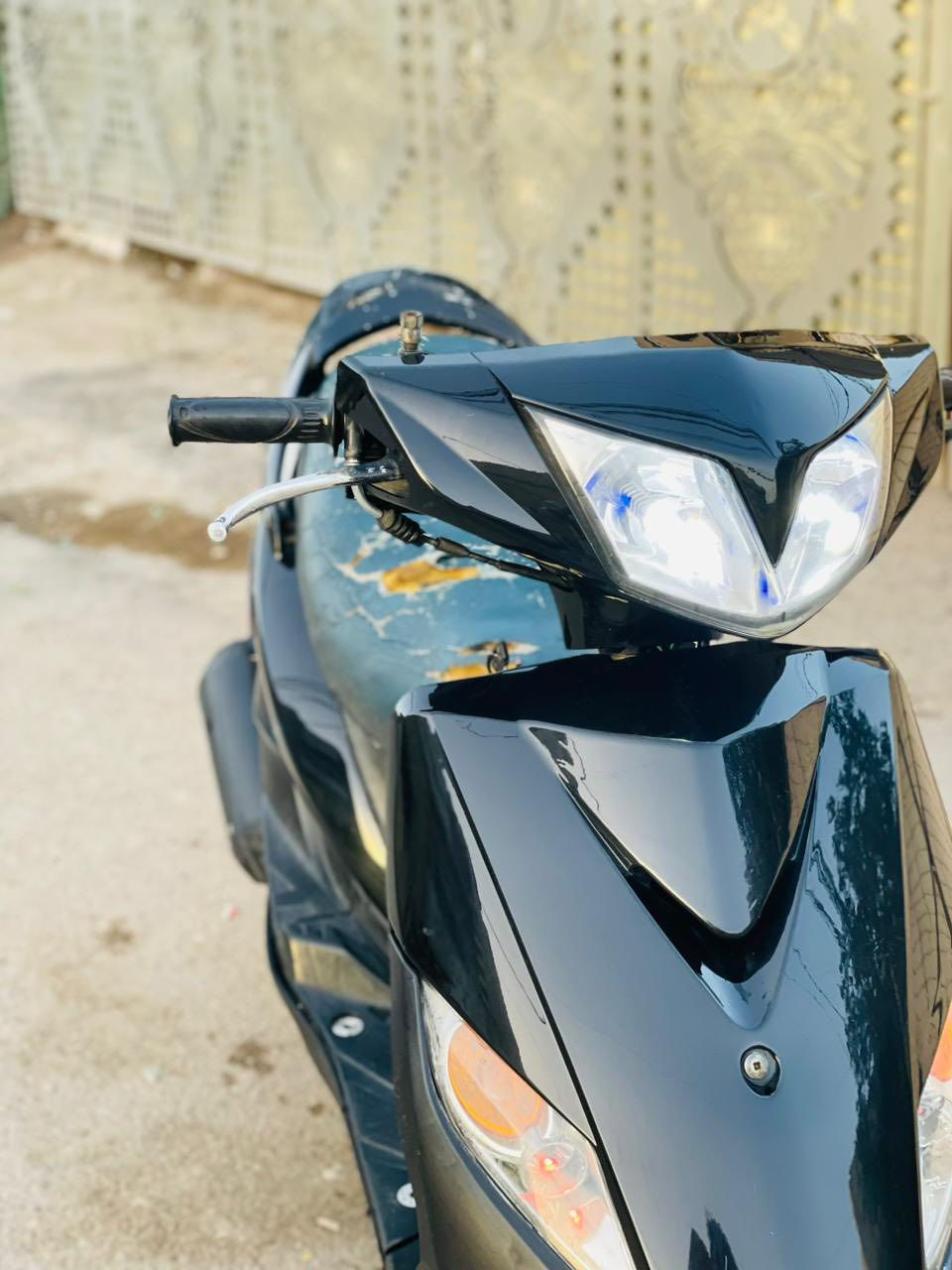 السلام عليكم للبيع دراجه ثعلب ١٤٠ شغاله اي نقص مابيه
مجفته تجفيت مضبوط وبيه ضمان
كهربائيات كله شغاله ماناقصه برغي
مكاني تاجيات 
السعر 325 وبيه مجال
الاستفسار ***********
