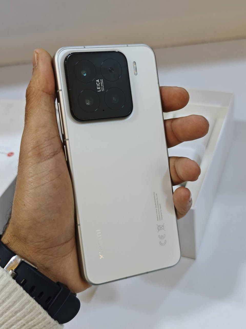 ياالله سلام عليكم 
متاح شاومي 15 
ذاكرة 512/12 
جديد شخط ما بي
ببجي 120 فريم
السعر 740 الف
***********
مكاني كركوك توصيل جميع المحافظات موجود
