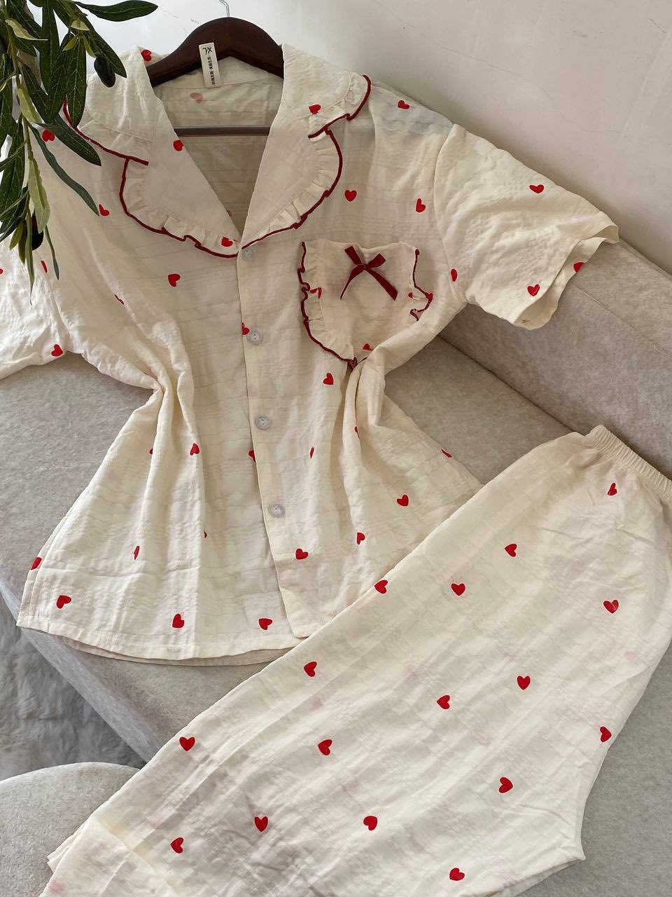 تراك قطني صيفي نازك الاوان صيفيه بحت 🌸🌼🎀✨🦢
قياسات كامله لحد وزن ٨٠


**إذا كنت صاحب هذا الإعلان وتريد حذفه لأي سبب، رجاءا أرسل رسالة إلى الدعم الفني**