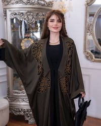 بشت خليجي • تطريز يدوي • مقاسات خاصة