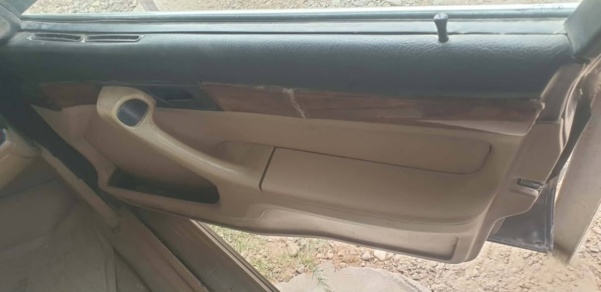 سلام عليكم بي ام 735 كيرها كايم  يرجع بك طبيعي ومحرك مابي شي صدر جديد رقم انبار تحويل مباشر داخلها نضيف خارجها حلو مابيها خياس 
سعر 36 وبيها مجال العنوان الانبار فلوجه 
***********
***********
