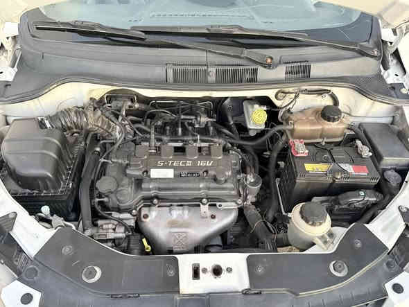 شوفرليت سايل 2013 خليجي 
مكفولة بدون صبغ او تبديل 
رقم صلاح الدين 
محرك 1500 بلادية ومفتوح مو مسكر يعني متكطع قايش
كير عادي 
السيارة جديدة جاهزة اي نقص مابيها 
محرك 
كير 
صدر تخم تاير 
تبريد  
السيارة اقتصادية جداً 
 
السعر : 59$ وبيها مجال بسيط 

مكان السيارة:صلاح الدين /بيجي /الصينية

للاستفسار :***********
