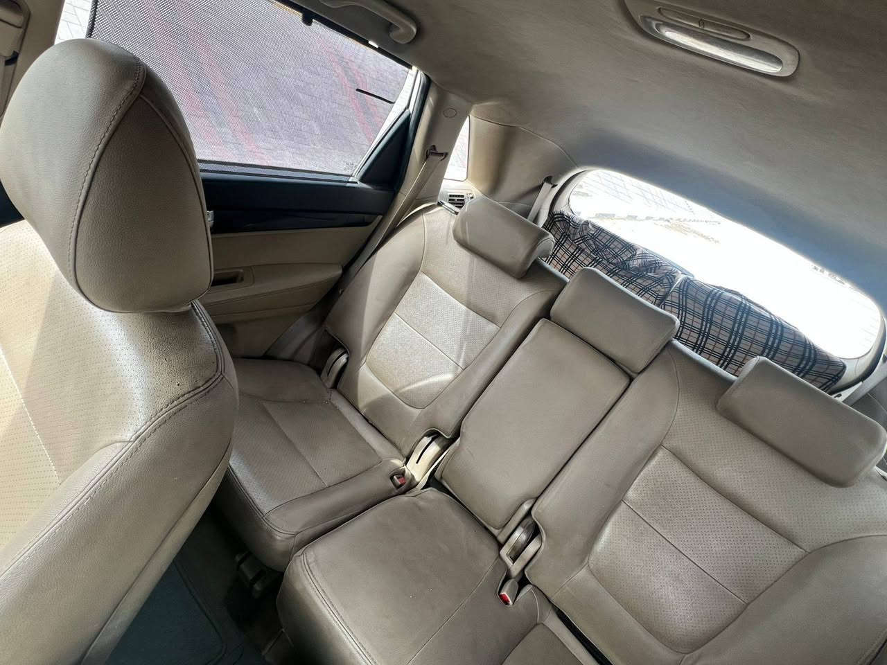 السلام عليكم
سورنتو2015للبيع
السياره بيه جاملغ امامي صبغ جاملغ خلفي شويه بارد 
فول بصمه 
تبريد3قطع+7راكب+6سلندر+اعلى فئه+كامره شاشه+دوشمه جديده


**إذا كنت صاحب هذا الإعلان وتريد حذفه لأي سبب، رجاءا أرسل رسالة إلى الدعم الفني**