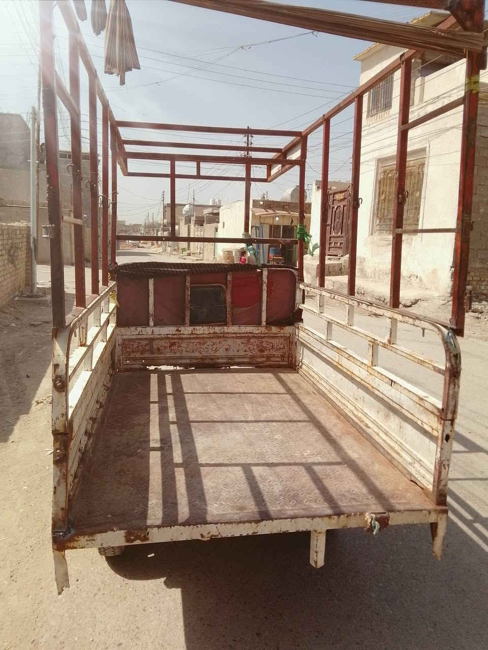 للبيع دايوان اوراق كاملة مكان بغداد حي انصر السعر 550شراي ينتصل فقط  ***********
