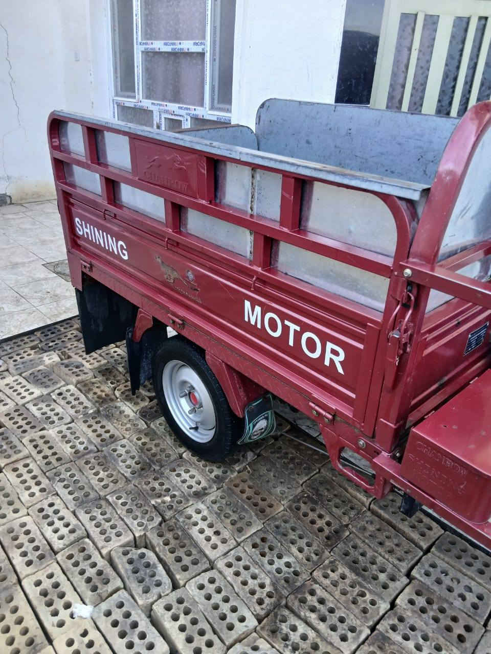 من رخصه الادمن ستوته مرقمه تحويل مباشر رقم انبار انكليزي جديده السعر٣٣٠٠ وبيها مجال مكاني فلوجه الاتصال ***********
