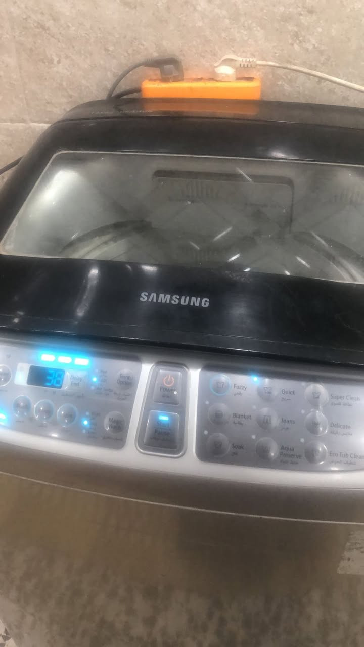 السلام عليكم غساله ملابس اوتوماتيك مستعمله للبيع 
العنوان بغداد مدينه الصدر قرب مستشفى العطاء 
للاستفسار ***********
