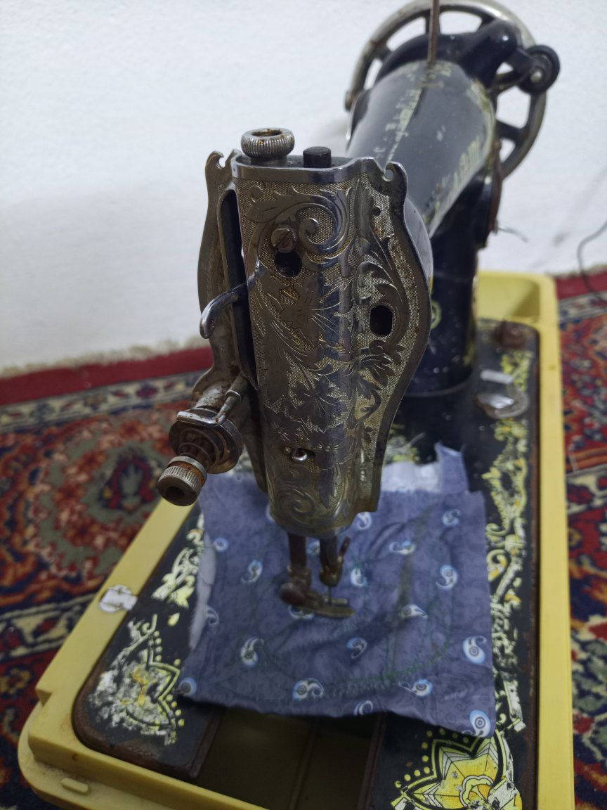 مكينة عليها ختم قديمة شغاله فول 
اليريد يجي خاص نتفاهم ....


**إذا كنت صاحب هذا الإعلان وتريد حذفه لأي سبب، رجاءا أرسل رسالة إلى الدعم الفني**