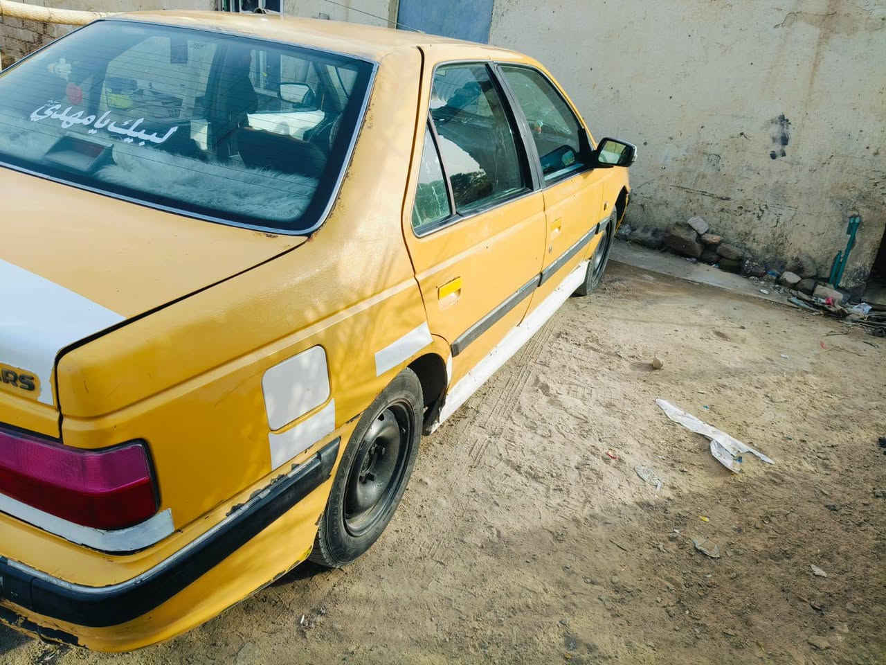 سلام عليكم بيجو بارس موديل 11/ للبيع سنويه عضم نافذه ب 2022/ كهربائيات كله شغاله حداديه  تايرات جديده العنوان ناصريه مركز / السعر 15 وبيه مجال حك الجويه/ ***********
