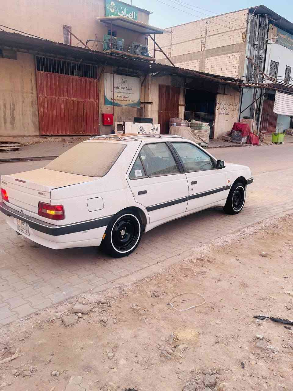 سلام عليكم للبيع ٤٠٥كير مكان تبريد حداديه جاهزه ٢٠١٢ راعيه يريد مداور مكاني نجف ٤٥ وبيه مجال *********** خاص موجود بيه هلال وعتب مابيعه  مكفوله لكدام اسولف
