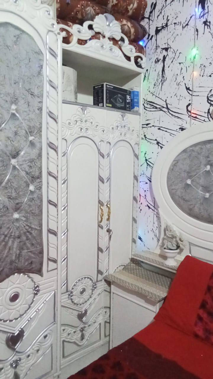 غرفة مستعملة للبيع نضافتهة 100/90
غرفة جديدة لسعر ٦٠٠
المكان بغداد ام لكبر ‏‪***********‬‏
