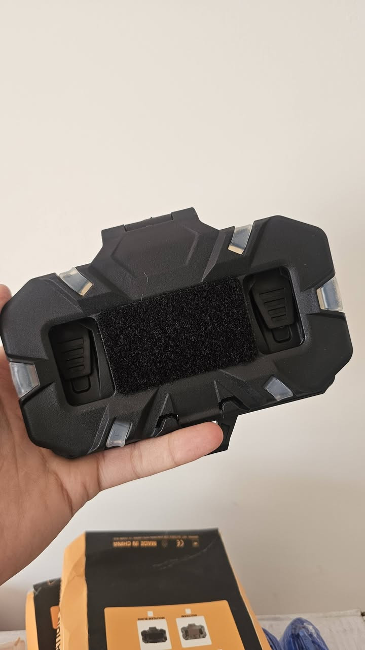 كسارات قطعتين 
حافظة درع عدد ٤
تورنكة ٢
متوفر توصيل


**إذا كنت صاحب هذا الإعلان وتريد حذفه لأي سبب، رجاءا أرسل رسالة إلى الدعم الفني**