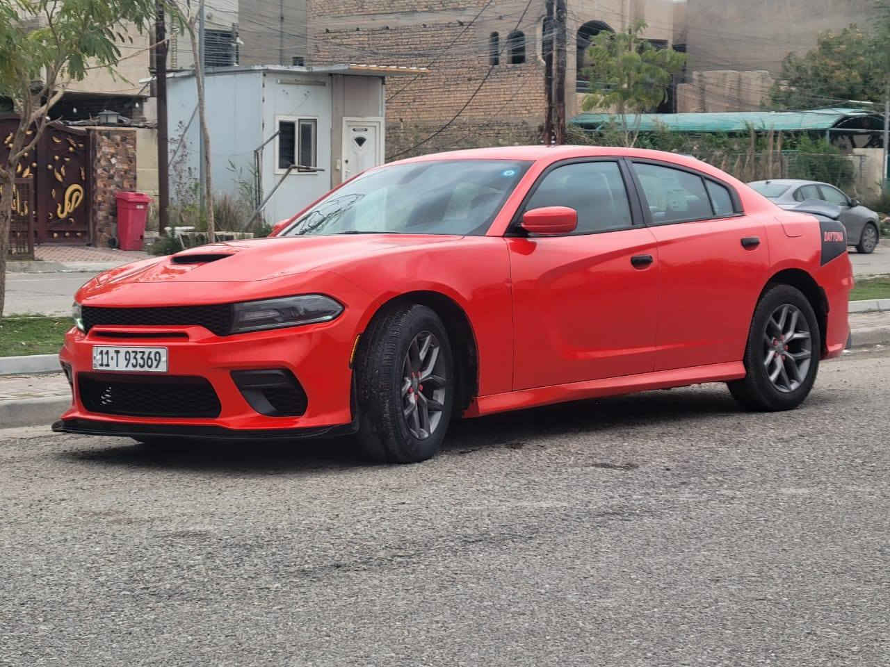 السلام عليكم 
للبيع جارجر مديل 2017
حادثه خلفي 
وبيه كلير الجاملغات الماميه 
بدون فتح 
السعر 175
***********
