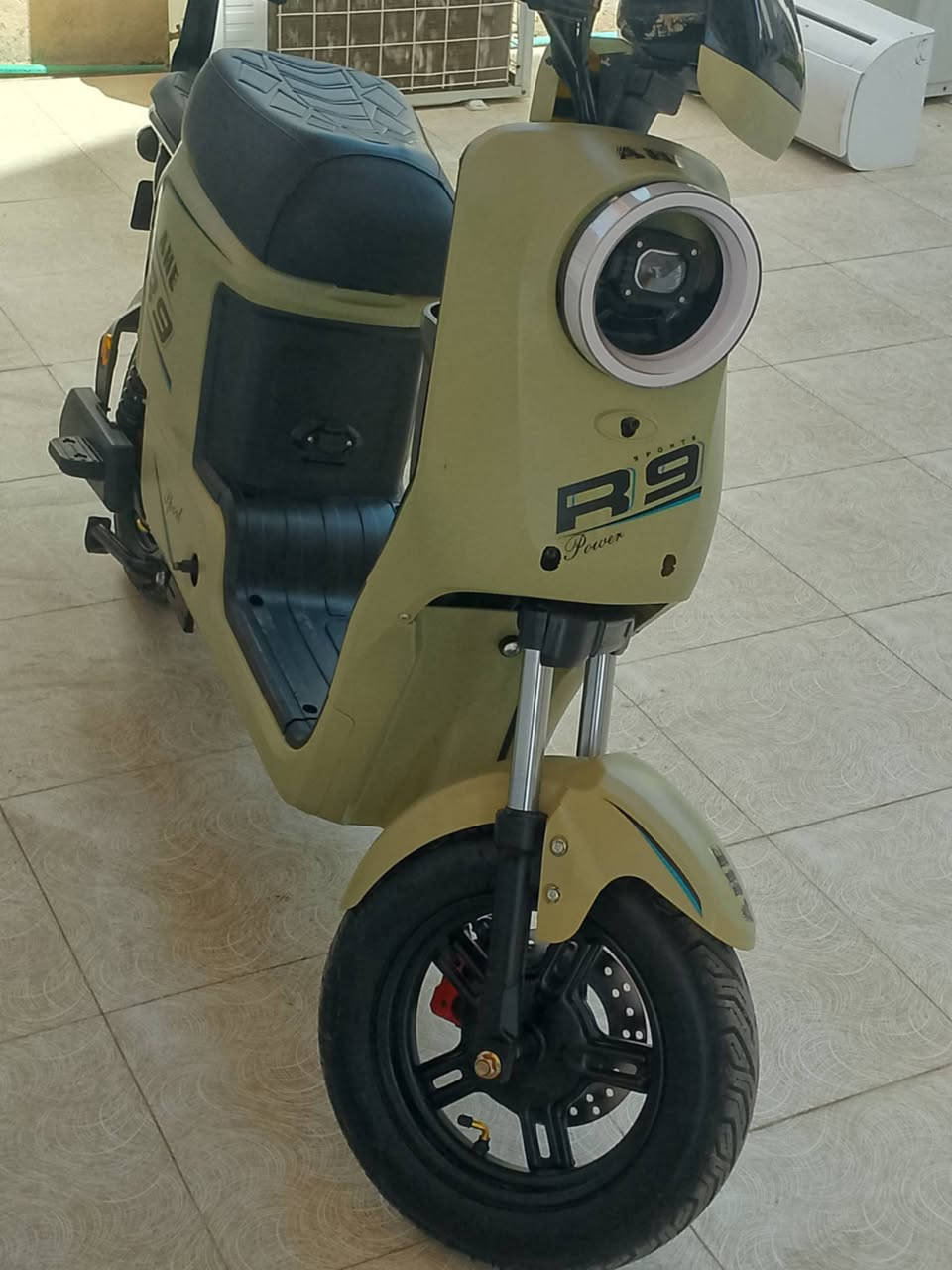 السلام عليكم دراجه R9 موديل 26 ماشيه شهر واحد دراجه جديده 5 بطاريات حجم 32 السعر 450
المكان البصره الزبير
تواصل خاص


**إذا كنت صاحب هذا الإعلان وتريد حذفه لأي سبب، رجاءا أرسل رسالة إلى الدعم الفني**